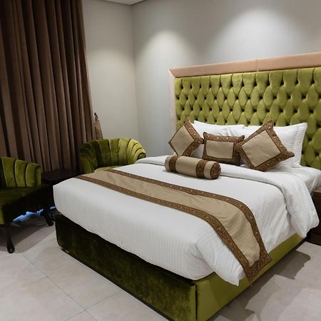 Trivelles Executive Suites Islamabad Esterno foto