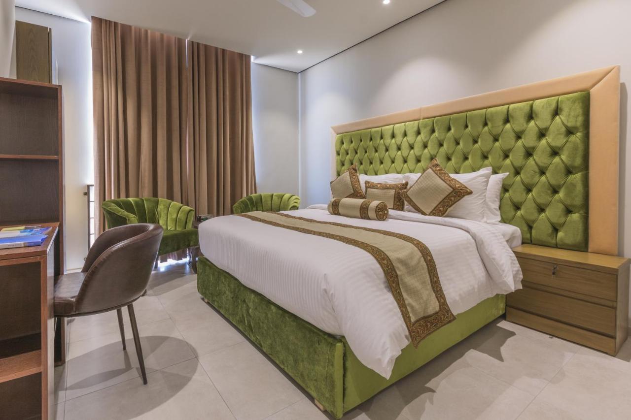Trivelles Executive Suites Islamabad Esterno foto
