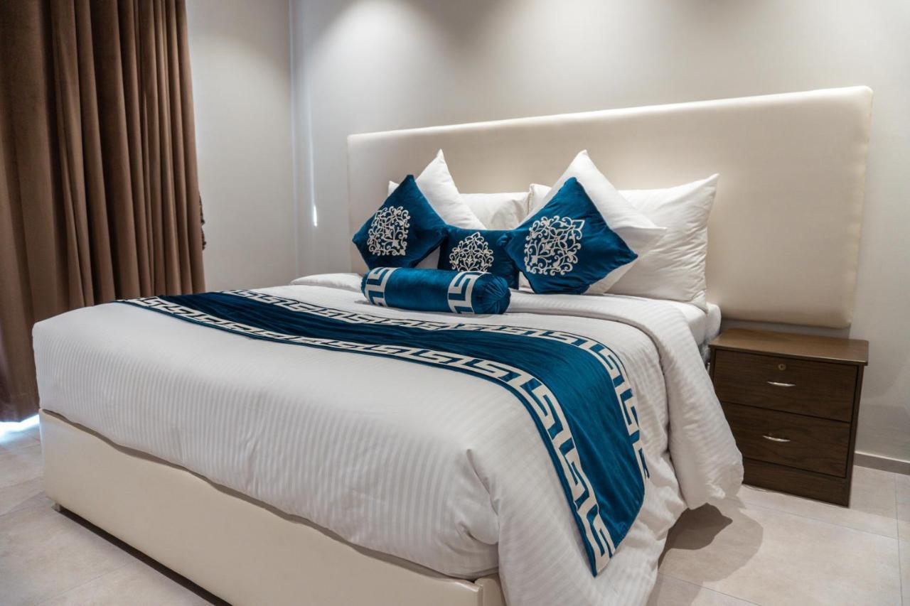 Trivelles Executive Suites Islamabad Esterno foto