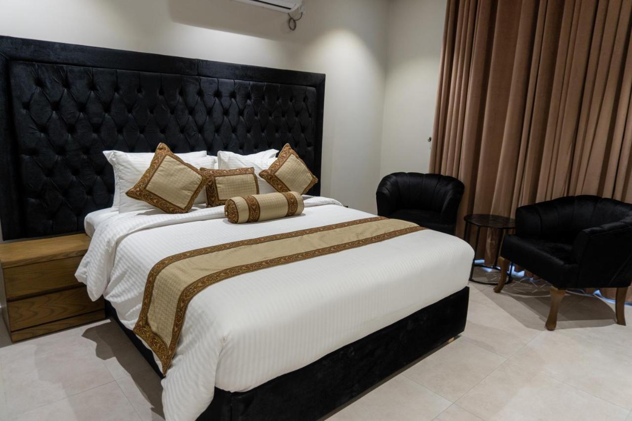 Trivelles Executive Suites Islamabad Esterno foto