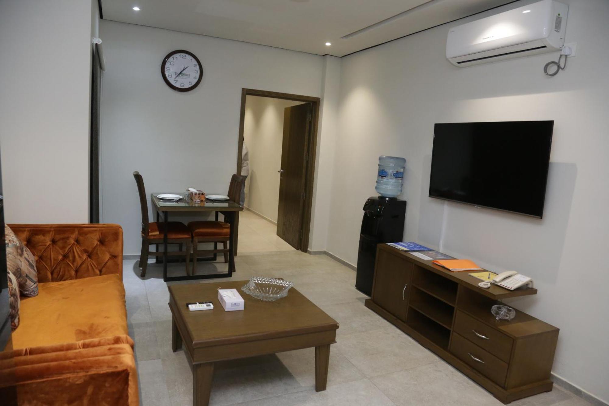 Trivelles Executive Suites Islamabad Esterno foto